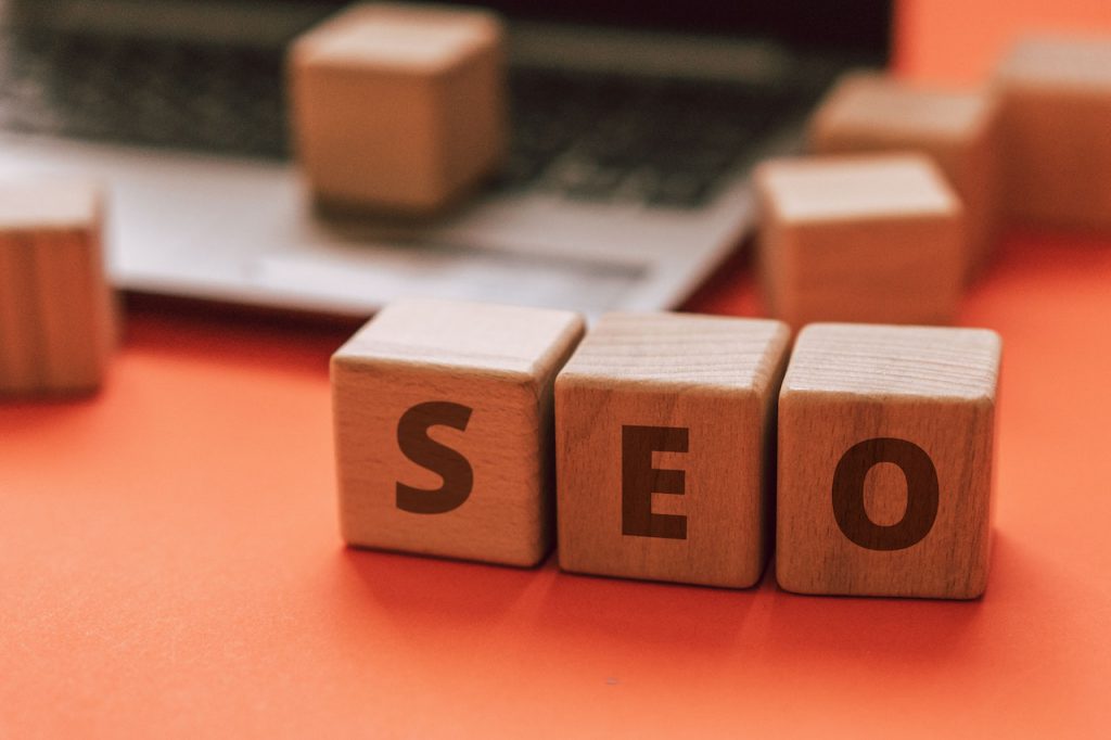 Wooden building blocks displaying "SEO"